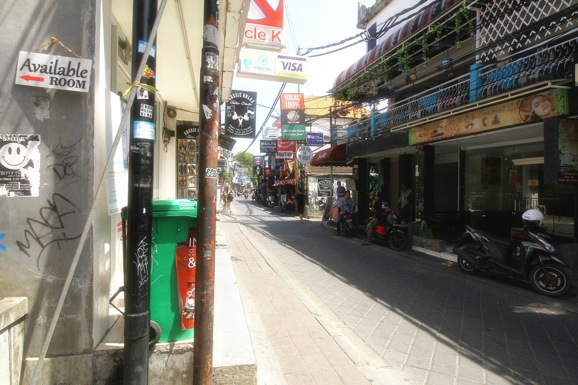 Dua Dara Inn Kuta Legian Zewnętrze zdjęcie